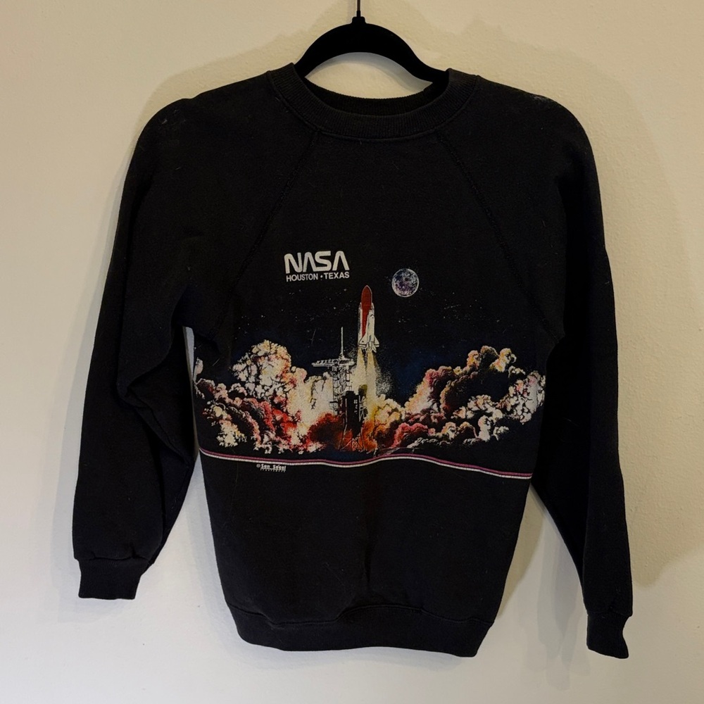 Vintage NASA Houston Shuttle Launch Graphic Crewneck Sweatshirt